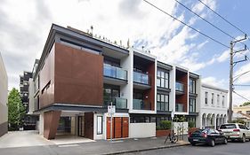 Rnr Serviced Apartments North Melbourne